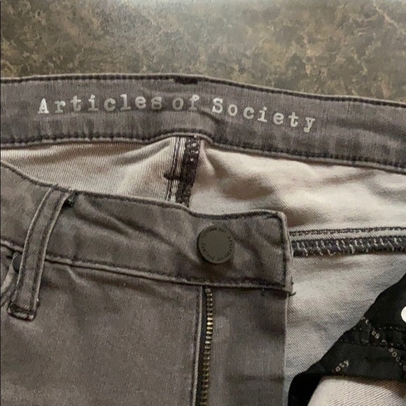 Articles of Society stretchy jeans - Picture 3 of 4